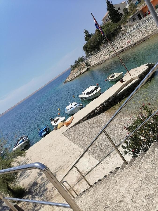 Apartmani Iva Tribanj Kruscica Bagian luar foto