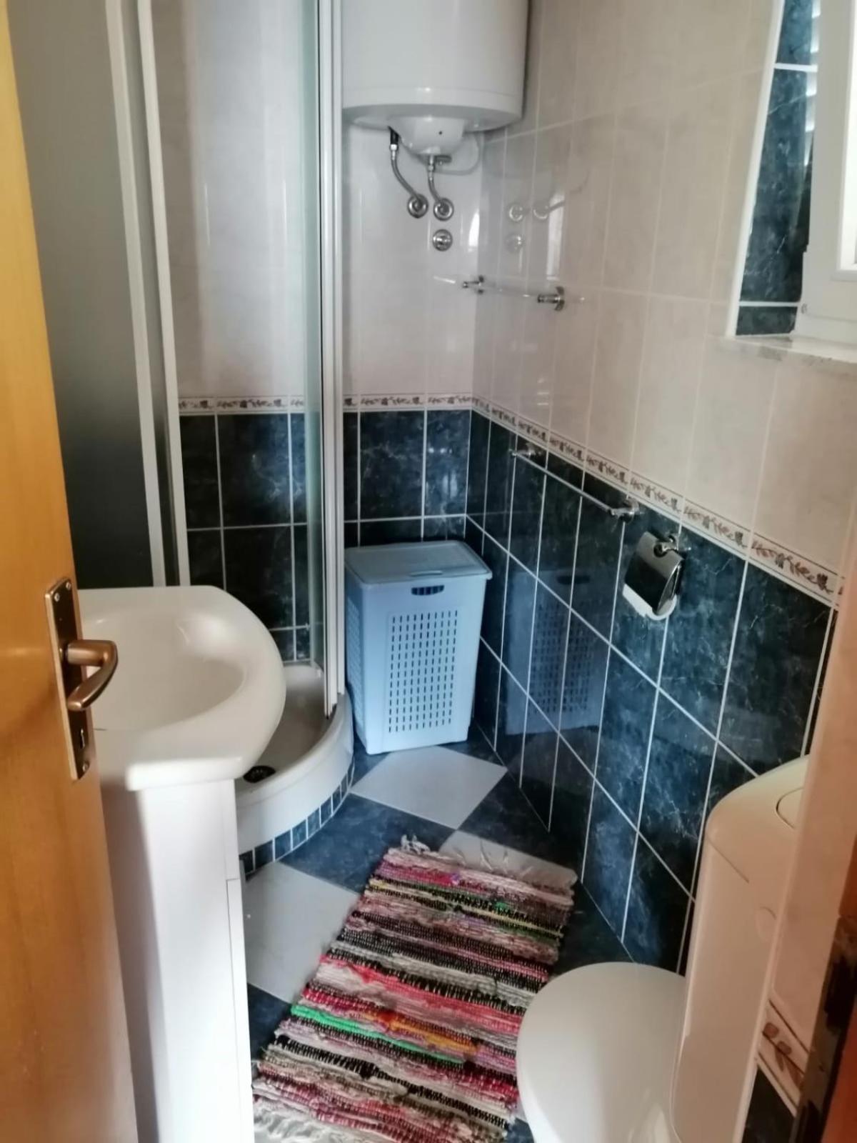 Apartmani Iva Tribanj Kruscica Ruang foto