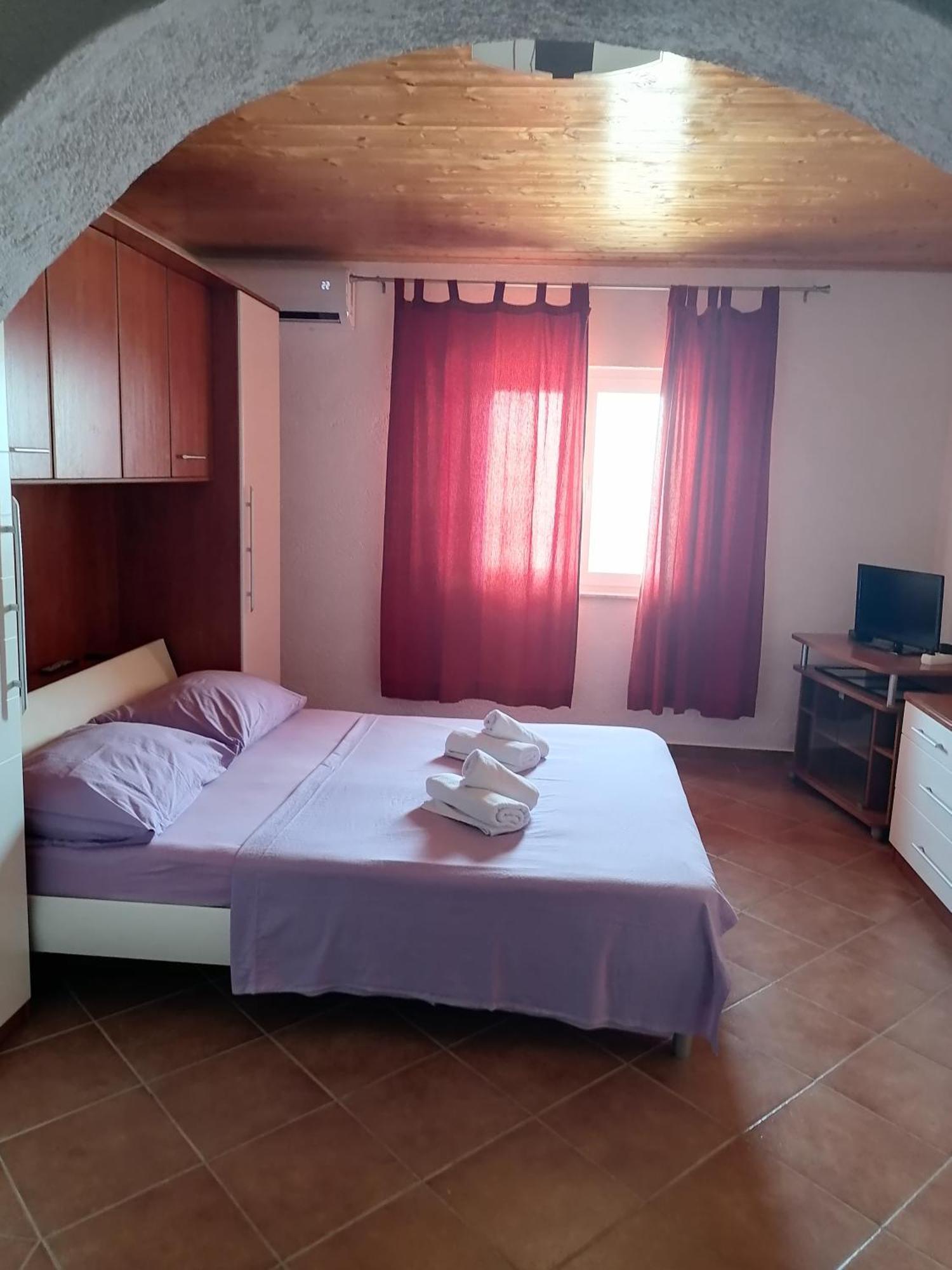 Apartmani Iva Tribanj Kruscica Ruang foto