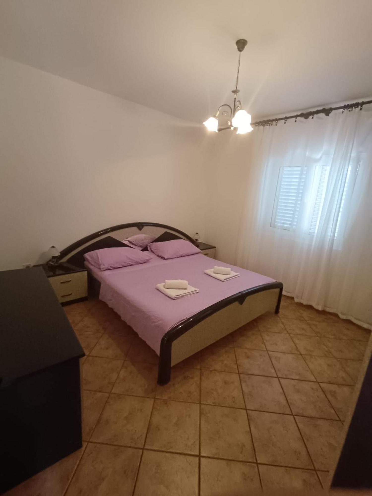 Apartmani Iva Tribanj Kruscica Bagian luar foto